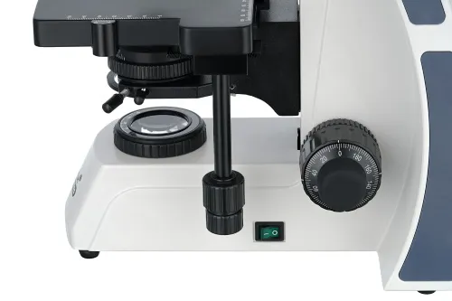 foto di Microscopio trinoculare Levenhuk MED 40T,  10