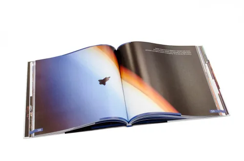 foto di Spazio. Vuoto non-vuoto. Libro educativo. Copertina rigida,  4