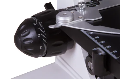 immagine di Microscopio trinoculare digitale Levenhuk MED D20T,  17