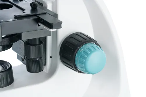fotografia di Microscopio trinoculare Levenhuk 400T,  9