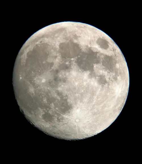foto di Fototelescopio Levenhuk Kelvin MAK127 AZ GOTO Wi-Fi,  17