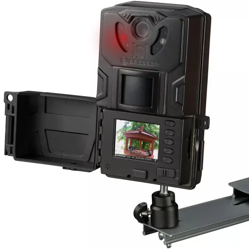 foto di Bresser fototrappola 90° per l'osservazione della fauna selvatica 16 MP ,  4